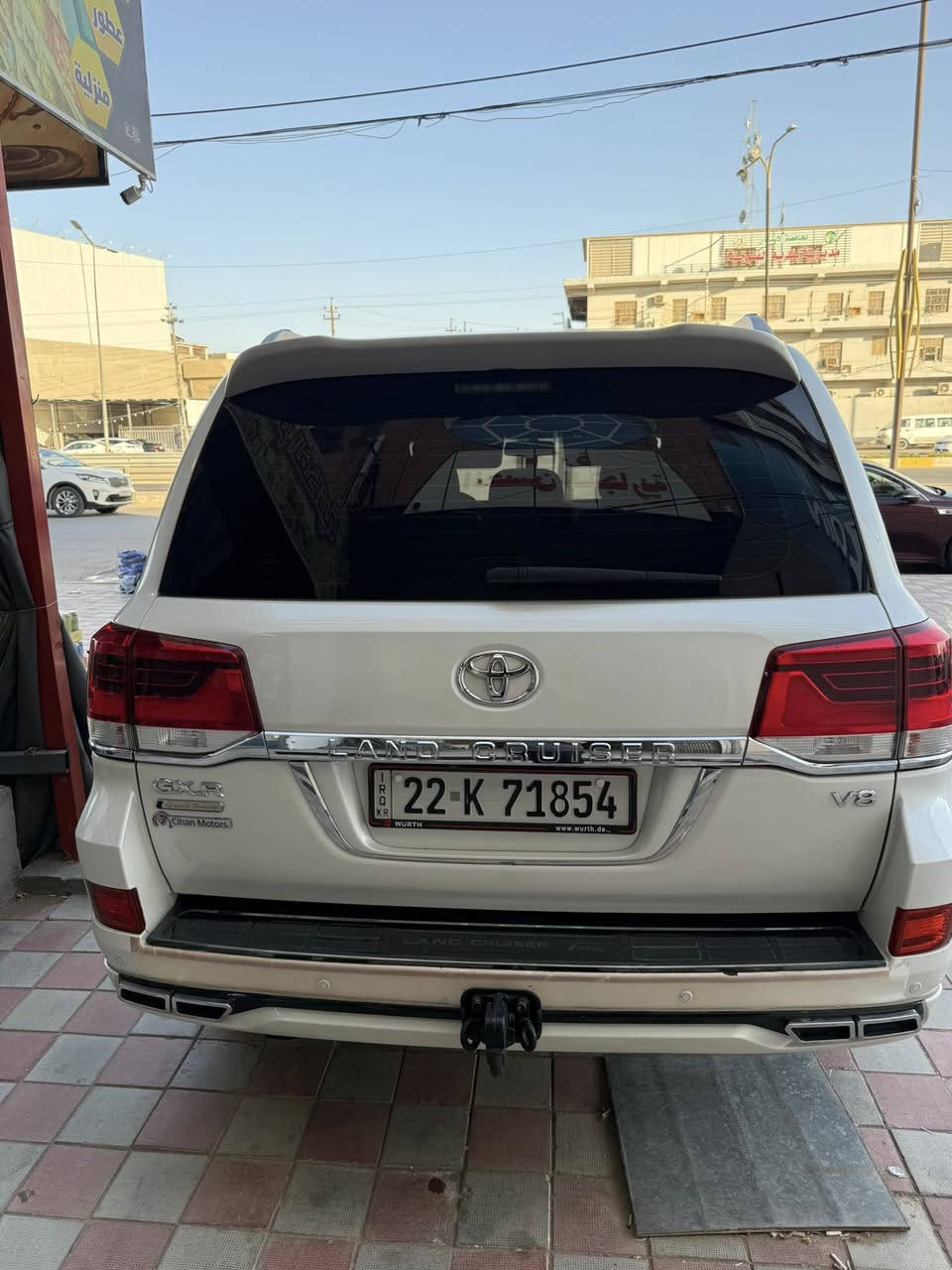 الاندكروز موديل ٢٠١٦ كفاله من الصبغ تبديل بيه كرت بس 

محرك ٨ سلندر سياره جديده حيل   السياره تضليل بل سنويه مثكور 

الامكان الفلوجه شارع العام 

السعر ٤٤٠ 
***********
