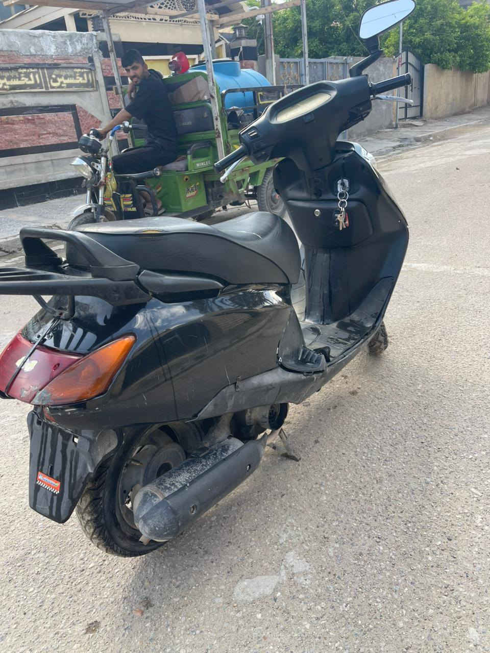 سلام عليكم ورحمه الله وبركاته
دراجة سبيسي للبيع ياباني  الدراجة خير من الله مكينه ناعمة كهربائيات كلها شغاله محركة نظيف وما بيه اي نقص العنوان بغدادحي الجهاد   رقم الهاتف ***********
السعر 450 وبيه مجال
