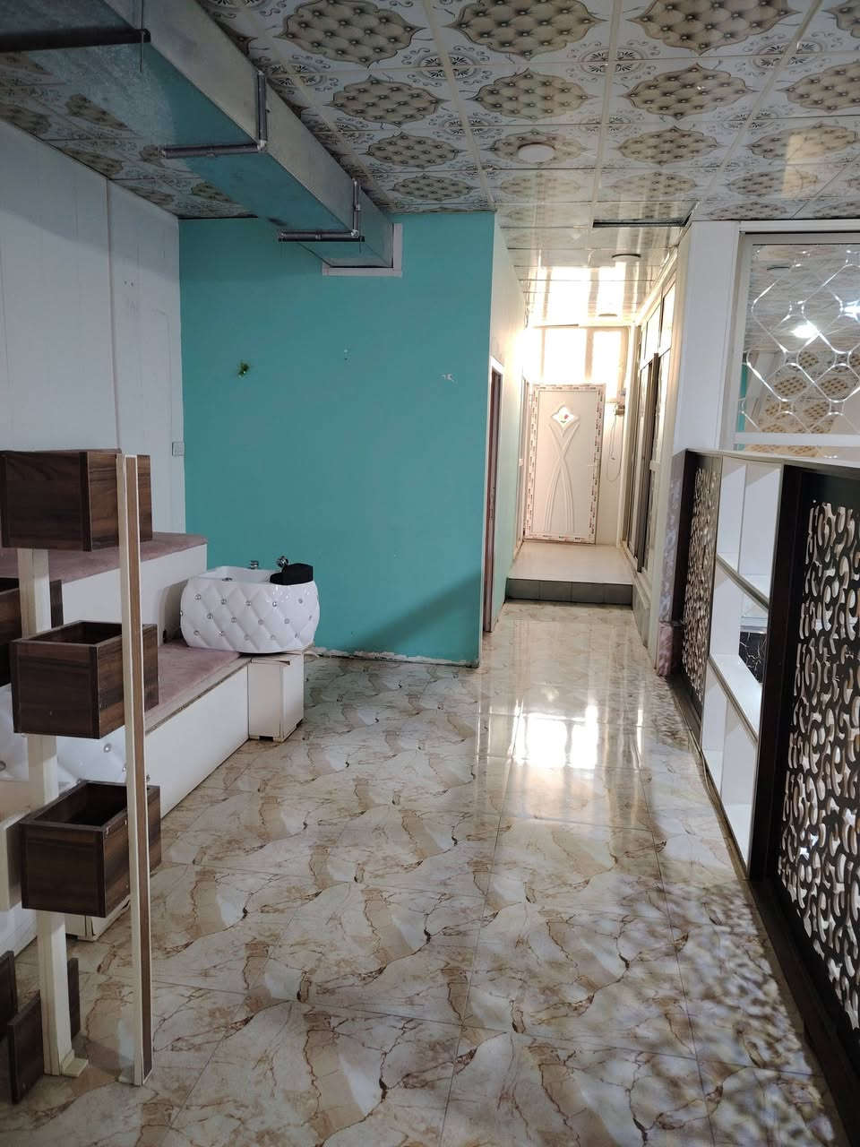 يوجد لدينا
صالون نسائي الإيجار طابق ثاني مساحة 150 متر

حله شارع 40 بستان الحلو خلف مطعم الشمس سابقا

للاستفسار الاتصال على الرقم ***********
