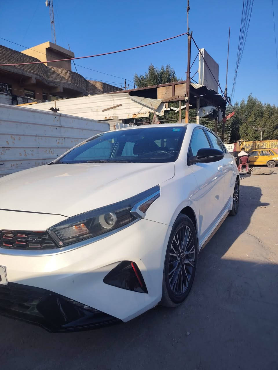 فورتي موديل 2024 فول مواصفات ماشيه 11 الف حادثها مرفق بلنشر كل الصور السعر 175 وبيها مجال ***********
