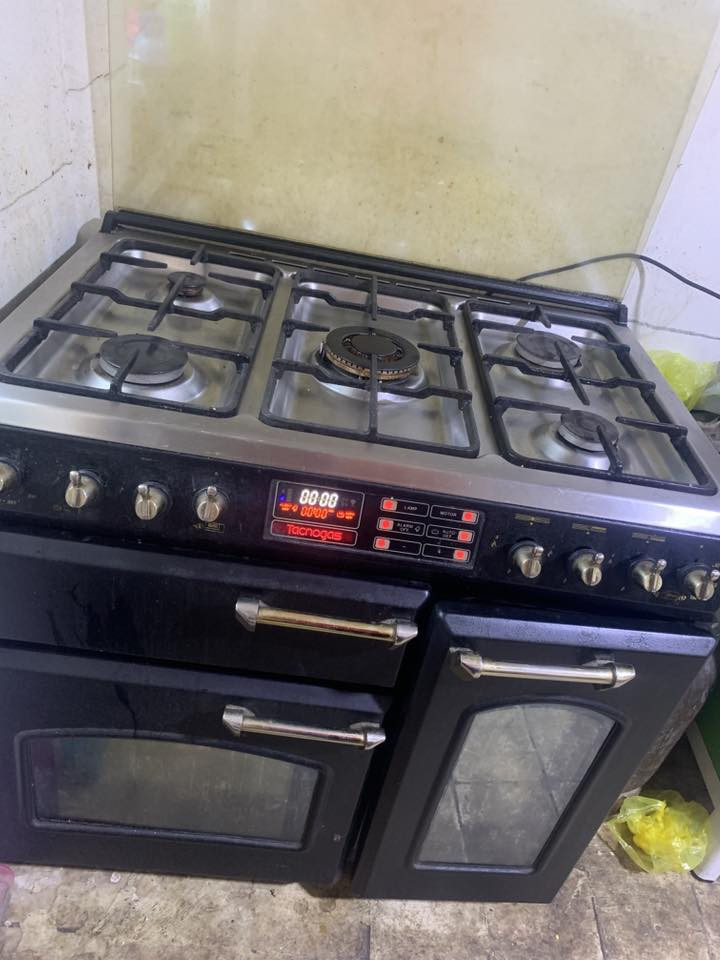 طباخ إيطالي معروف ٣ افران مكاني بغداد جديده واتساب فقط ***********
