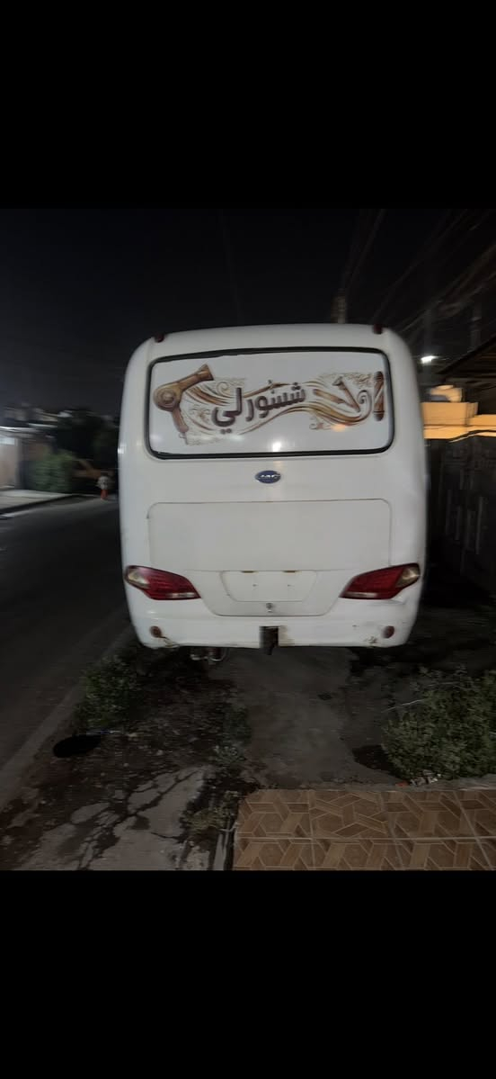 لبيع السياره كامل مع ملحقاتهة او السياره فقط
كوستر جاك مال مزادات الداخليه 
مشروع وفكره والاسم 
صالون حلاقه متنقل او تريده ثابت 
للبيع 
السياره موديل 2013 جديده من كير ومحرك وحداديه ماشيه 27الف كم 
السياره تترقم بابل كتاب المرور واصل ولوحاتهة موجوده بلمرور 
داخل السياره ديكور كامل من اناره وعمل الجدران والسقف
يحتوي على 4كراسي حلاقة
4شسوارات 
ادوات حلاقه كامله 
مغسله ماء مع تانكي + سخان فوري 
كهرباء كامله داخل السياره مع مخارج 
المشروع جاهز ومايتعب 
تريد تخلي يم الجامعات شغلك خير من الله تريد 
تخلي بمجمعات سكنيه هم ماتحير السياره شغاله وتتحرك 
تريد تسويهة مطعم هم ترهم 
الفكره جديده ومامطروقه ولي يدخل بيهة ابو مصلحه ويحسب شنو الي جاي احجي للستفسار ***********
