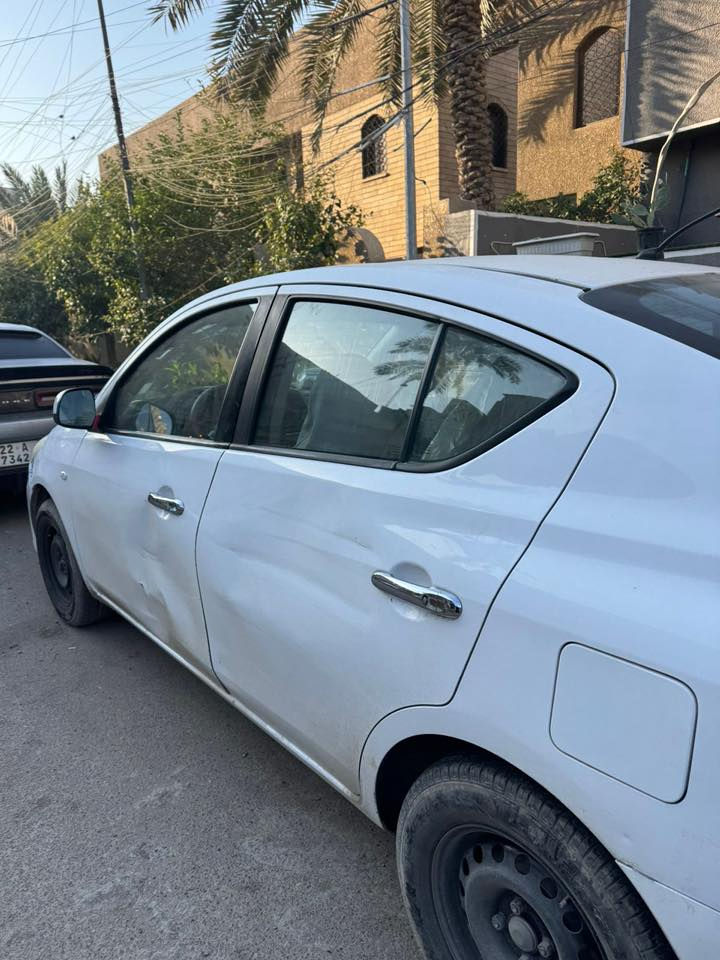 نيسان سني موديل ٢٠٢٠ رقم بغداد بيها طخات مثل مشوفون 
عله حطتها ابيعها بسمنه ماشية ١٠٠ الف وشوية 
السعر ١٠٣ وبيها مجال 
مكاني بغداد رقمي ***********
