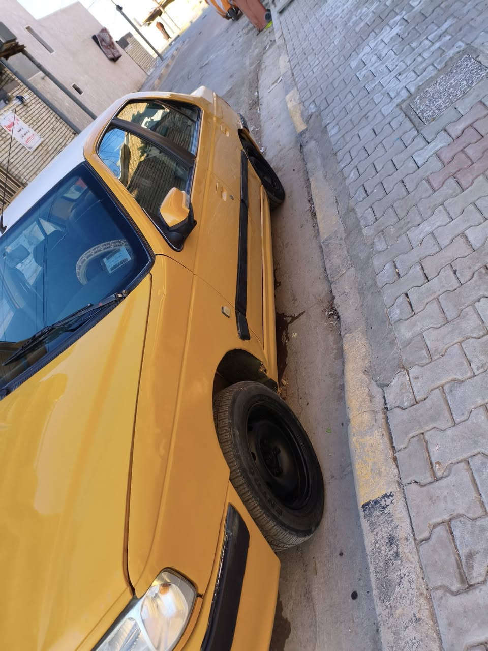 السلام عليكم للبيع بيجو بارص موديل 2015مكينه وكير جدد وتايرات جدد وباتري جديد عليها ادامه كاملة رقم بغداد مشروع وطني بسمي تحويل ثاني يوم
السعر 45وبيها مجال بسيط حك الجيه استفسار ع الرقم ***********
مكان الحسينية الراشديه
