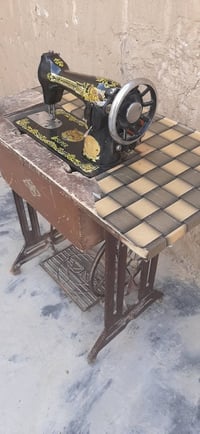 مكينة خياطة • رجل شغّالة • مستعملة