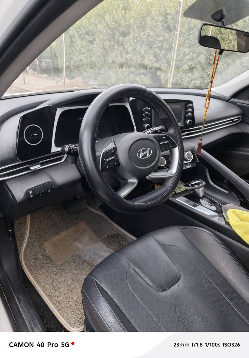 سياره 24 مقفوله كفاله عامه بسبيها ضربه على البارد قطر الصبغ ما بيها النجف الاشرفه***********  قفلها السعر ب 140
