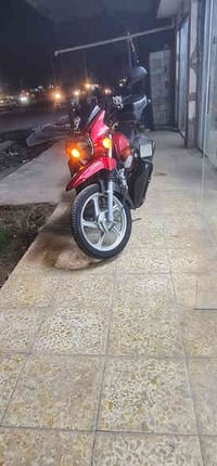 دراجه TVS ماشيه 8000 الدراجه خير من الله برغي ممفتوح بيها بعدهي ع وضع ...