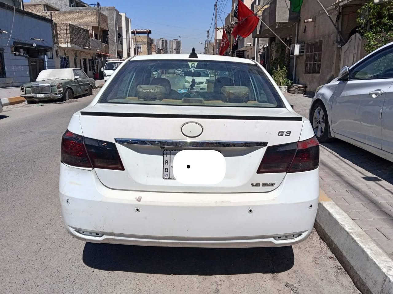 سلام عليكم
BYD G3 2013
 سياراة كاملة مكملة مكينة+كير بلادي مكفولات صدر امامي خلفي مابية شي رقم الجديد بأسمي وسنوية وهزة جديدة مواصفات معروفة كاميرا بك اشاير شاشة بصمة اشاير ترحيب سيارة كير أوتو مابية أي خلل ومابية ضربة فقط بيبان إلي بصف سائق مصبوغات سعر 53 وبيها مجال لطيبين مكاني منصور ***********
