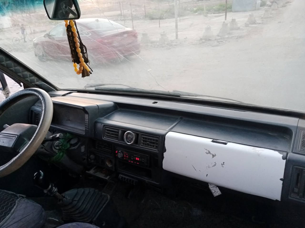 سلام عليكم كيه للبيع موديل 94رقم قادسيه مالك بل حمزه وعندي بيه وكاله باسمي سياره حلوه وجاهز عوزه ترتيبات مكينه نص عمر سعره 20وبيه مجال مكاني بابل القاسم ***********
