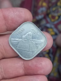 ٥قطع • عراقية • نظيفه جدا