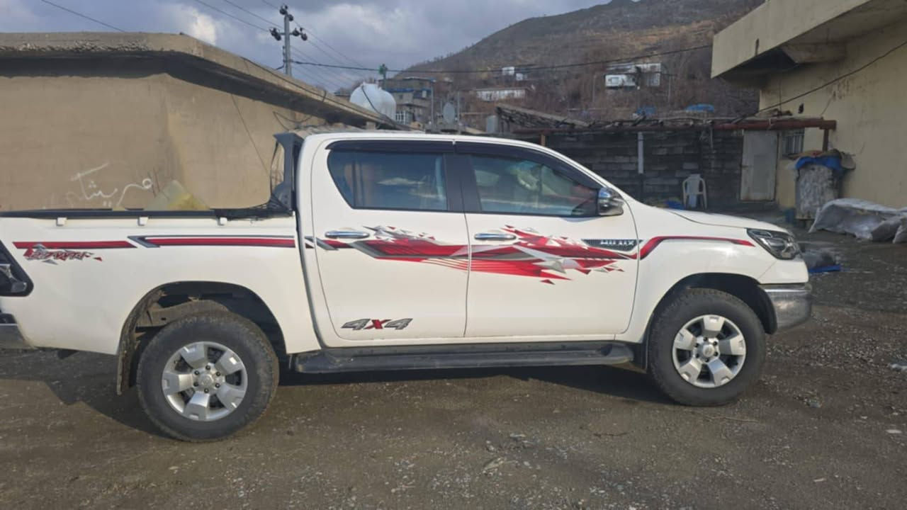 مە رزیە بۆفرۆشتن
تیل بیکە جوابی مسیج نادە مەوە
*********** السليمانية, العراق
