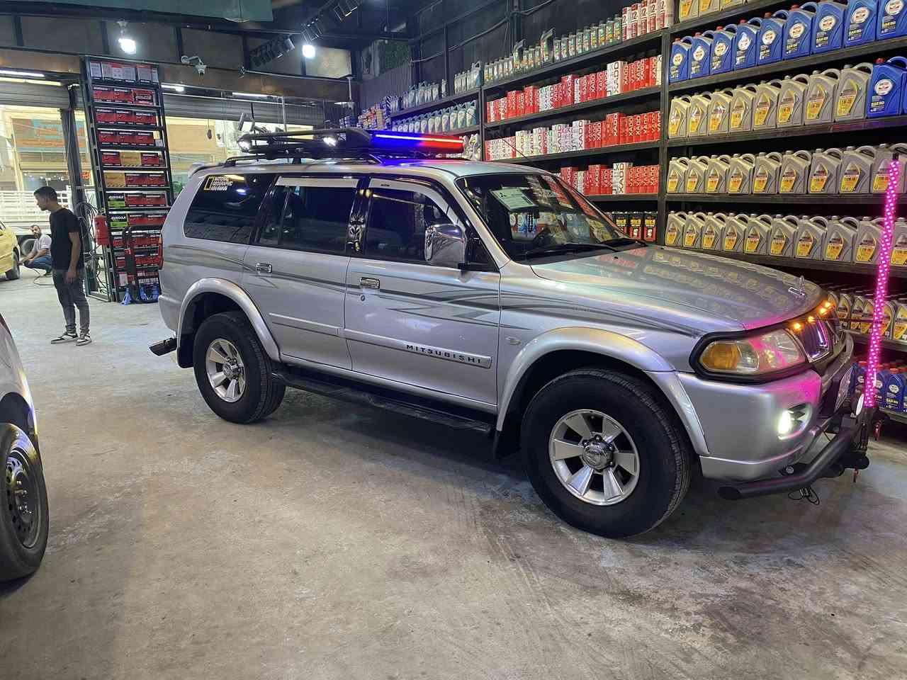 السلام عليكم متسوبيشي نتيفيا 2008 رقم بغداد 3 قطع صبغ السيارة جاهزة مثل ماتشوفون ماعايزة شي ابد ترايك وين متحب عليها إضافات خير من الله وشوف العين مو مثل الصور مكانها بغداد الدورة وعارضها 105 وبيها مجال بسيط


**إذا كنت صاحب هذا الإعلان وتريد حذفه لأي سبب، رجاءا أرسل رسالة إلى الدعم الفني**