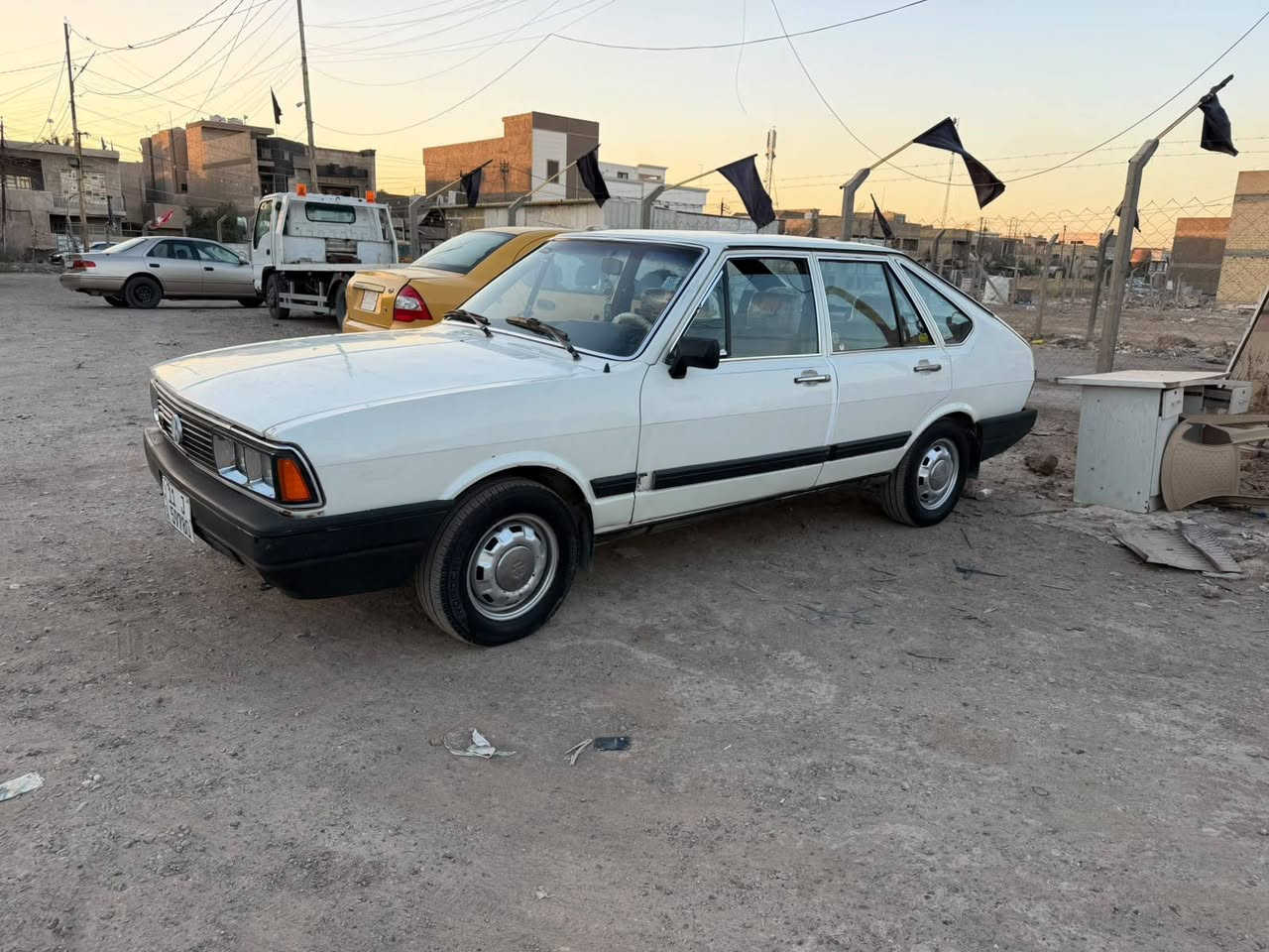 للبيع بسعر مناسب 1988 بغداد مكفوله كفاله عامه كير مكينه حداديه تبريد السعر 30 ورقه رقمي *********** بغداد, العراق
