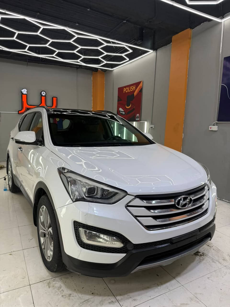 سلام عليكم من رخصت الادمن للبيع سنتافي 2014 خليجي  / 4 سلندر  كفاله  …. كفاله
مواصفات / 

1/ بانوراما 
2/ جلد + تدفئه وتبريد بلكشنات 
3/ لايت لد 
4/ تبريد قطعتين  ثلج 🧊 
5/ طخم تاير جديد 🛞
6/ حداديه استوني مبدلها كلها  كلفتني مليون بس حداديه  
7/ رقم بصره بسمي  تحويل ثاني يوم  
8/ ضرر كفاله من صبغ وتبديل
9/ لون داخل بيجي 

 ملاحضه ! سياره ما بيها اي نقص اترايك اربيل تونس العائله وترجع بسلامه ☺️

السعر / 163 وبيها مجال  للطيبين 🥰 

عنوان سياره / بصره دور ظباط 

للستفسار / ***********
