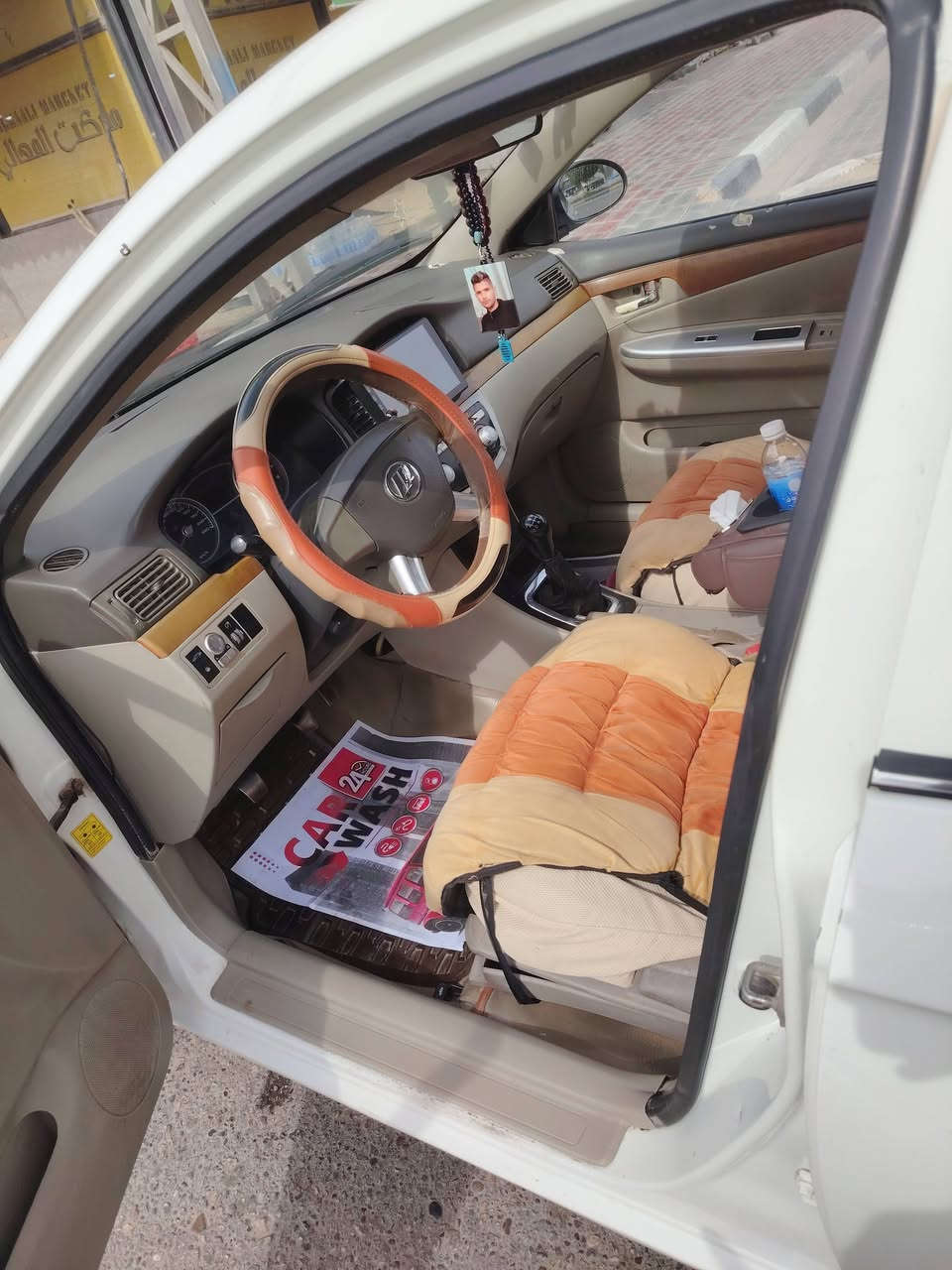 ليفان  موديل 13 السياره حلوه وخير من الله  رقم كربلاء مكليزي بسمي تحويل ثاني يوم بيع اومرايس حسب الرغبه مابيهه صبغ فقط الدوس مكاني كربلاء السعر 47 وبيهه مجال بسيط لشراي مكينه بيهه خيط بخار مكاني جربلاء حي الوفاء وهاذه رقمي ***********
