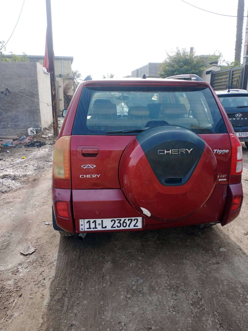 للبيع سيارة شيري نوع تيكو 2013 ماروني اللون جراد بلادي سنوية بأسمي تحويل ثاني يوم هزة ل2027 كهربائيات+حساسات كلها شغالة+تخم تاير شديته قبل 5 ايام  بصمة تقفيل عن بعد سونار موجود وداخلها جدا نضيف بدون اي حادث+تبريد تدفئة شغال السعر 60 ورقة وبها مجال والشراي يتصال ***********
