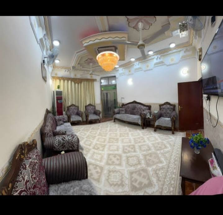 #للبيع #بيت #بحي #الحكم #طابقين

مساحه البيت // ٢٥٠ متر بناء مسلح شارع ٢٠ م

الطابق الأرضي // غرفه وصاله ومطبخ وبراني وصحيات داخليه وخارجيه
الطابق الأول // ثلاث غرف نوم وصاله ومجمع صحيات

موقع البيت // حي الحكم قرب مدرسه الحبوبي

للاستفسار أكثر اتصل على *********** أو واتساب أو زيارة المكتب الحضارة للعقارات السماوه حي الحكم مجاور صيدلية آدم
