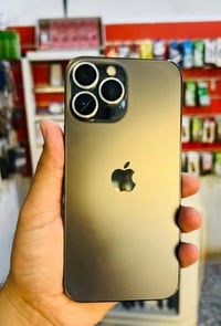 آيفون ١٣ برو ماكس • ٢٥٦ • بطارية ٧٧