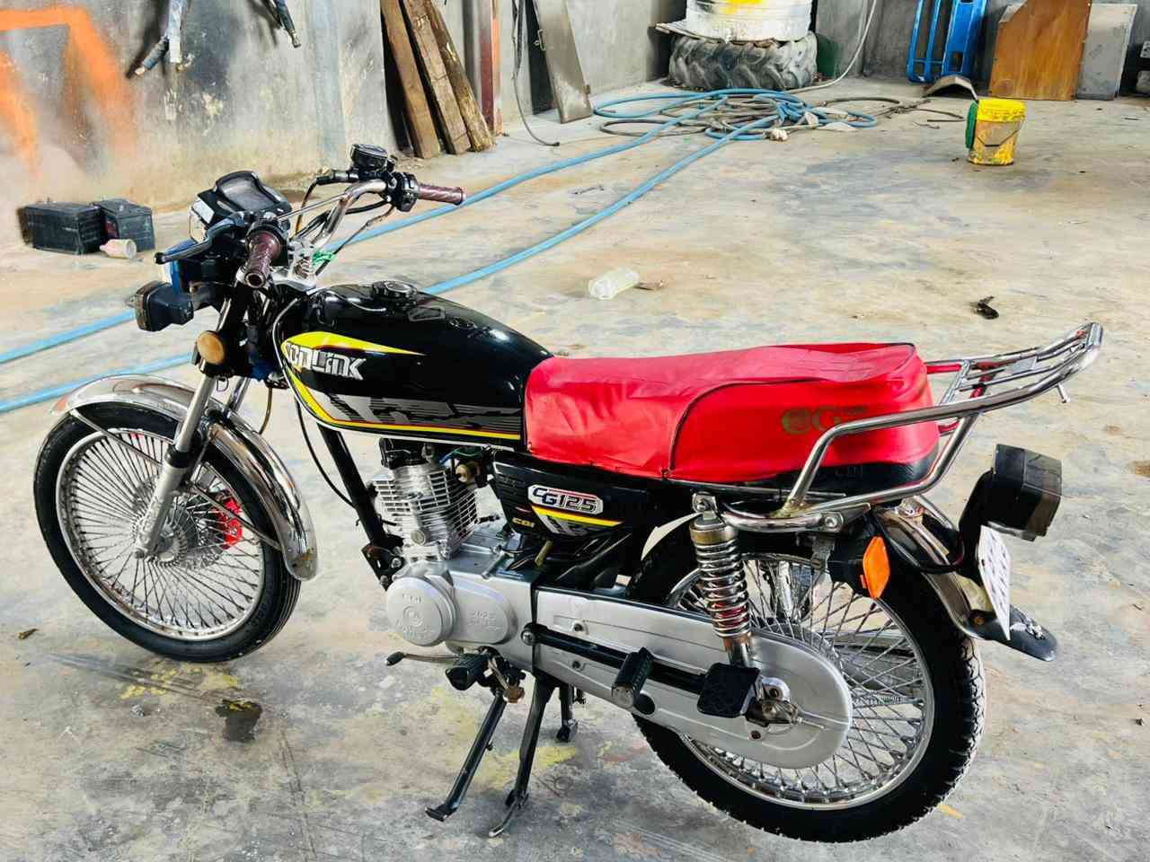 السلام عليكم للبيع تايكر سونك كفالة عامة2023 اوراق فقط دشبول طافي السعر 525مكان بابل الشوملي للاستفسار اتصل ***********
