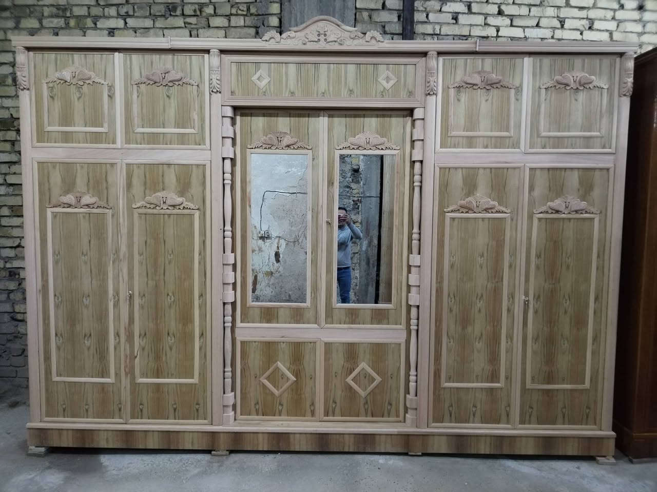 معرض إيلاف لبيع غرف ألنوم الصبغ الصاج والابيض توجد أنواع الموديلات شغل درجه اولى.. العنوان بابل الحلة شارع أبوالقاسم ***********
