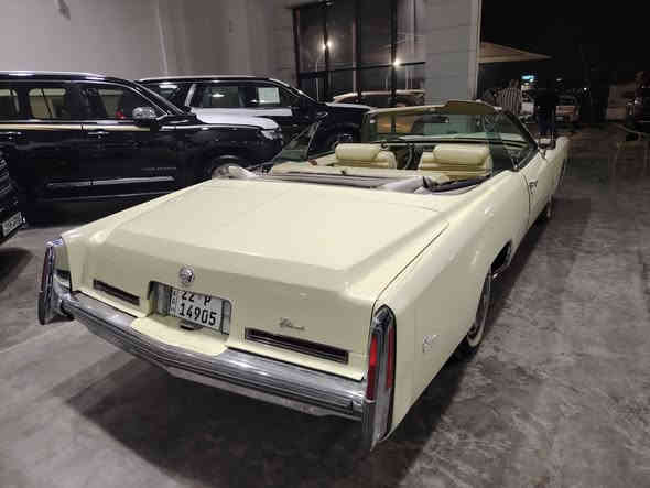 سلام عليكم كاديلاك الدرادو موديل ١٩٧٦ مكانات صبغ ماشيه ٥٣ الف باسمي دخول جديد اصولي رقم اربيل سيارة جديدة في بغداد للاتصال ***********
