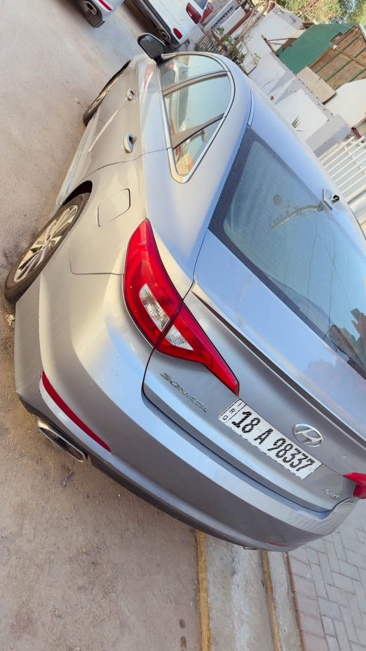 السلام عليكم سوناتا ٢٠١٥ سبورت امريكي حادثها جوملغ بنيد وجوملغ تطبيع ماشيه ٩١ مكينه ما مفتوحه لا دوانز ولا تبخير ولا تنقيص وسياره حيل نضيفه رقم بابل جديد بسمي هزه جديده مداور ثاني يوم مكاني الديوانية معروضة ب١١٨ وبيها مجال شراي تشلع عيوني وهذه رقمي وبي وتساب

*********** ديوانية, القادسية
