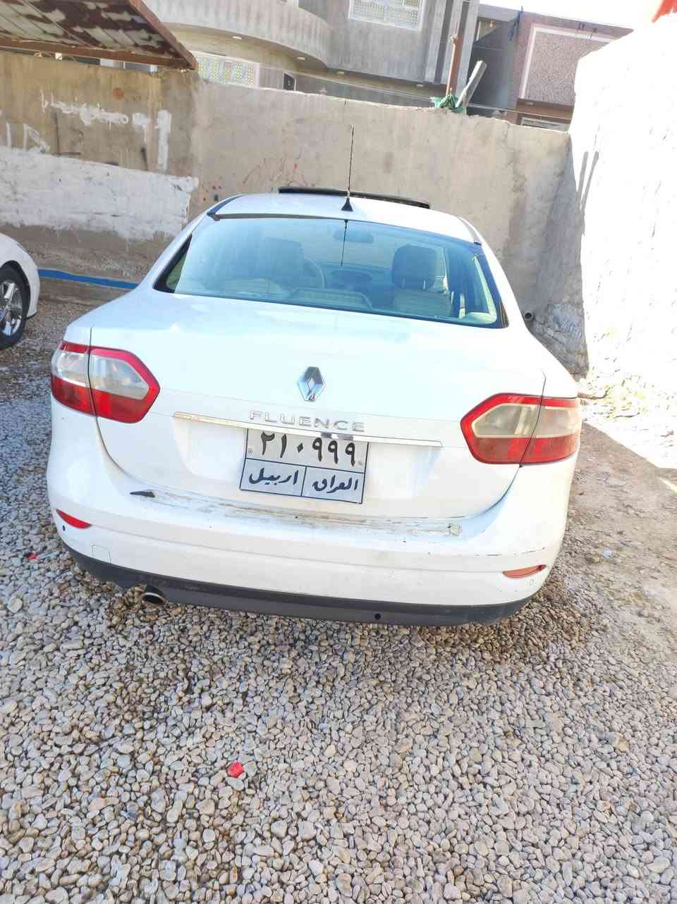 اسلام عليكم رينو فلوانس موديل 2011 فول مواصفات السيارة استيراد خاص بيها جاملغ امامي وخلفي ضربه بسيطه يعني بارد ترجع مكاني بابل سعرها 50 وبيها مجال *********** اتصل واتساب

