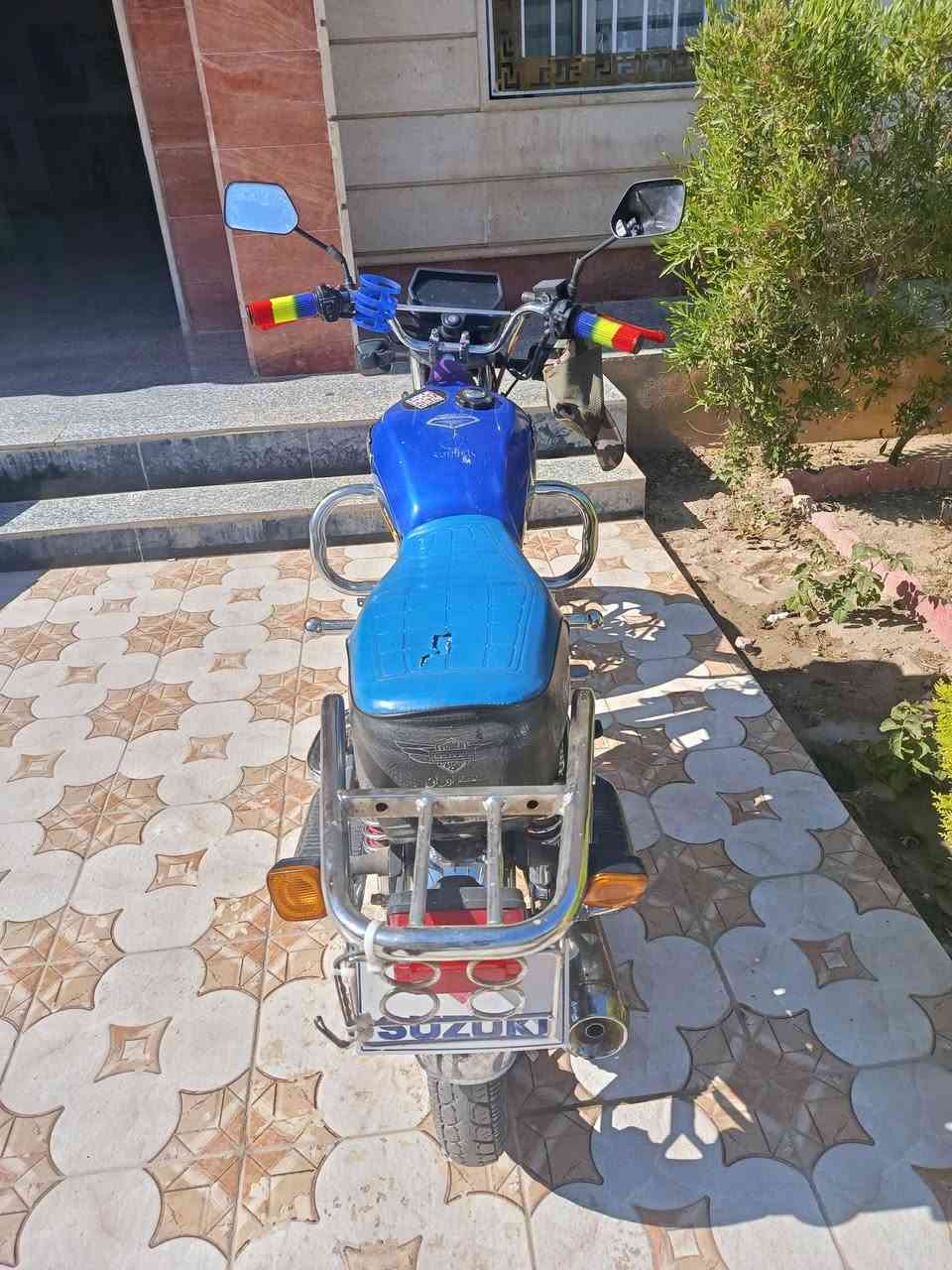 موديل 24 محرك 200 للبيع موصل 525.  ***********
