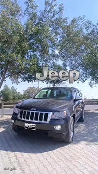 بسم الله الرحمان الرحيم 🪬  🔺جيب لاريدو 2013 🔺لون حبري مميز💙 🔺مكينه 360...