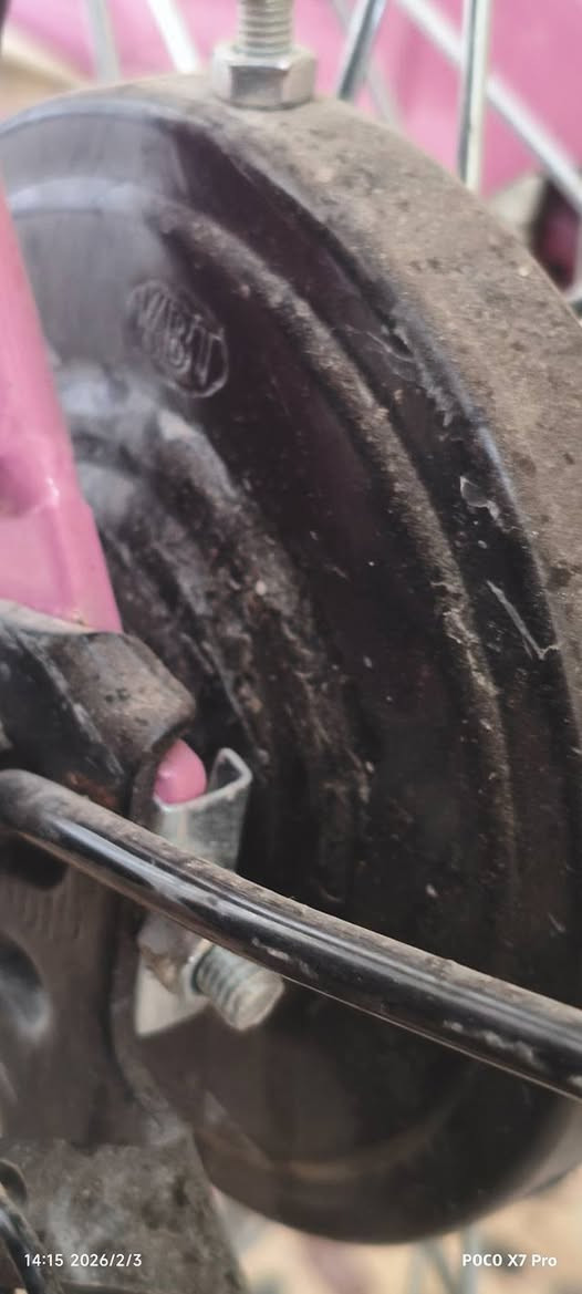 سلام عليكم بايسكل بناتي لون وردي حجم 26 ياباني موديل 2020  انتاج شركه BDللبيع بسعر 155 وبي مجال بسيط

مراسله خاص او على الرقم
*********** عمارة, ميسان
