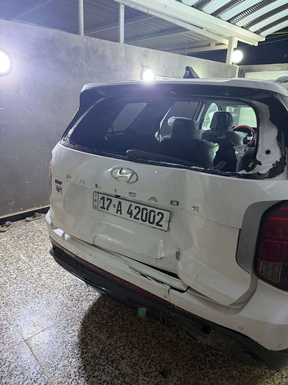 السلام بلسايد xrt موديل ٢٤ شهداء مثنى باسمي شخصيا ماشيه ٥٠ ألف الضرر كالاتي 
تبديل باب وجاملغ جهة السدر الباب الخلفي فقط بارد بيه الله يجيفكم شر الحوادث صار بيه حادثين الأول نفس باب السدر وشتغله بار والحادث الثاني باب الجنطه والدعاميه الخلفيه ابيع على حادثه  ٢١٥  قفل ***********
