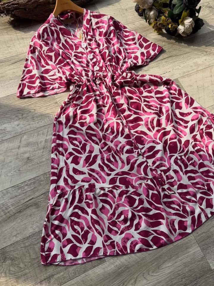 ✨ وصلنا الجديد ✨
دشداشة قصيرة فصال فستان
خامة كشمير إيطالي 🔥

ماركة كشماء

🔘 دكم شغّالة بالصدر
🔘 خرطة أنيقة بالخصر
🔘 قصة صدر مع لاستيك لراحة 
🌸وقصة صدر V المميزة

🎨 متوفرة بـالوان مختلفه
📏 القياسات: 2XL. 3XL. 4XL. 5XL


**إذا كنت صاحب هذا الإعلان وتريد حذفه لأي سبب، رجاءا أرسل رسالة إلى الدعم الفني**