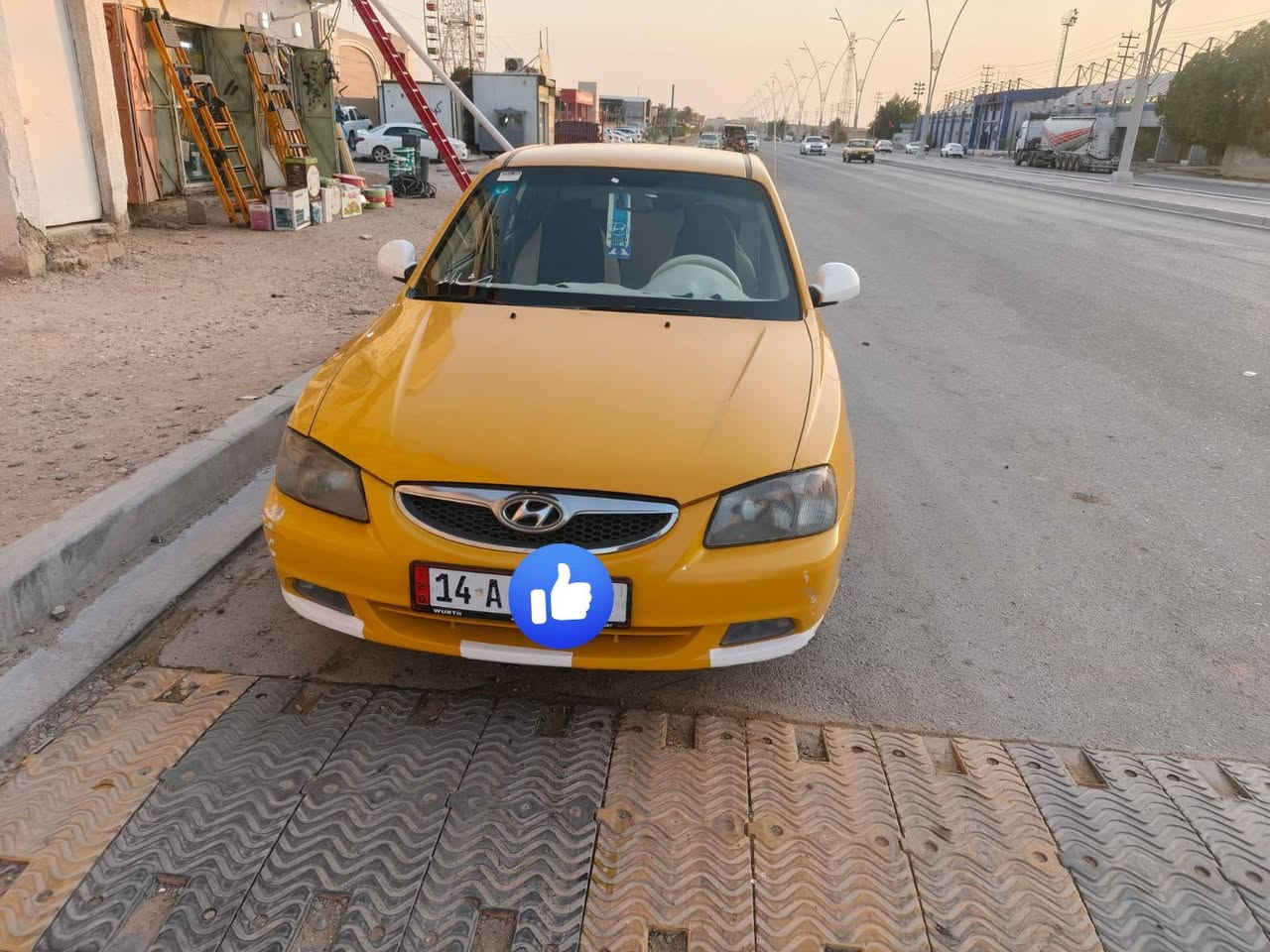 سلام عليكم هونداي فيرنه 2014 مكينه 1600 تخم تايرات دواخل حلوه مكينه وكير جدد كهربائية كله شغال تبريد شغال سياره بسمي سنويه جديده رقم دولي رقم بصره مكاني البصره الزبير السعر 70 وبيه مجال الشراي يتصل *********** غير متواجد ع الفيس
