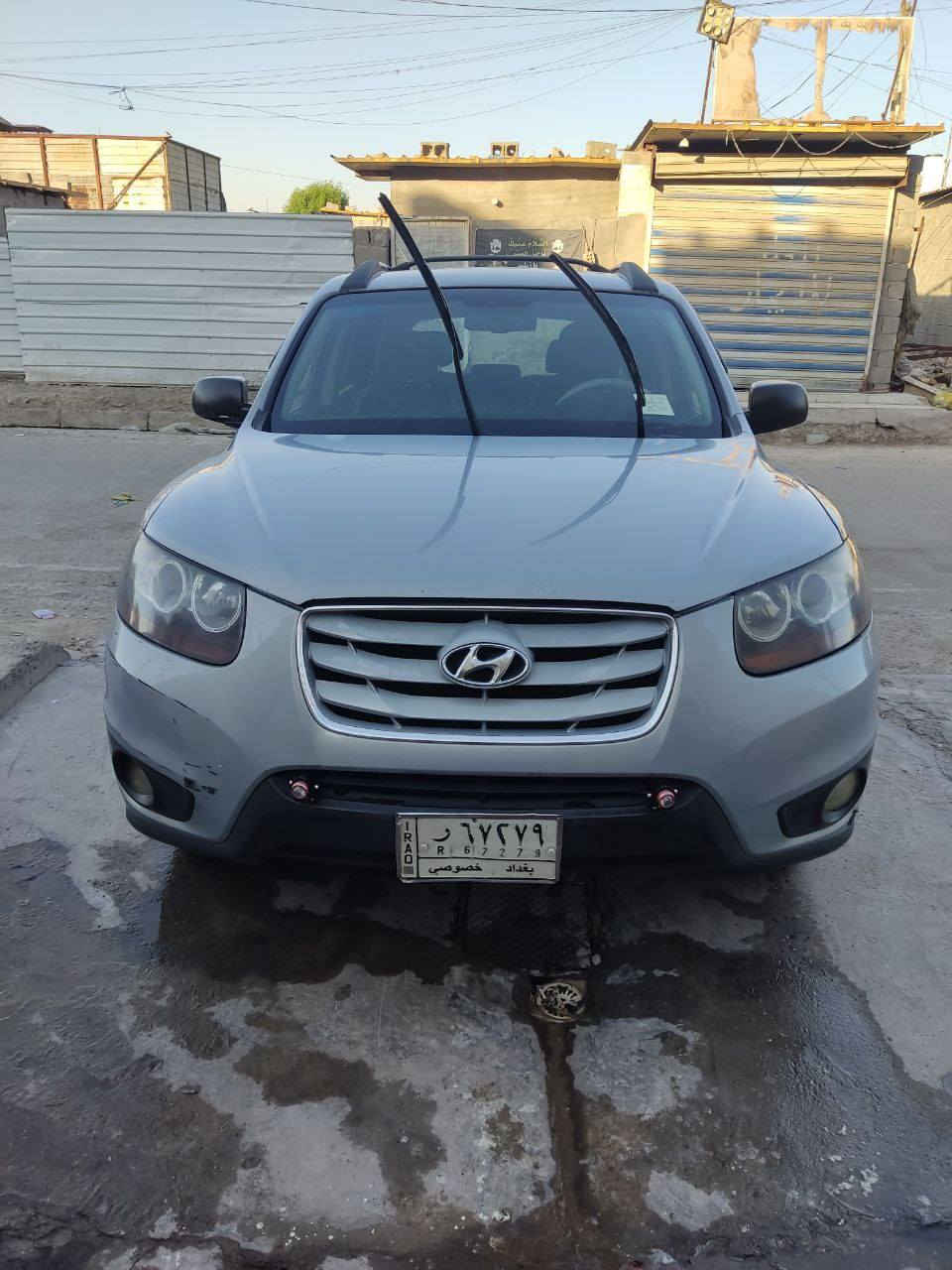 سينتافيه اربعه سلندر ٢٠١٠ بيها اربع قطع بنفس الصفحها سياره خير من الله كير ومحرك فوول حدادين جديده مكان بغداد تقاطع درويش للاستفسار ***********السعر ١١٠ بغداد, العراق
