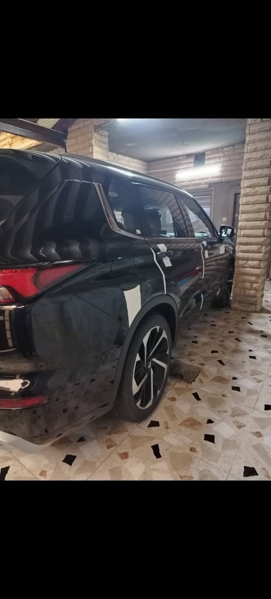 اوتلاندر 2023 استلام شركة ياباني اصل رقم أربيل محرك 2500  ماشية ١٠ آلاف قابل للزيادة بيع أو مراوس للتواصل على الرقم ***********
