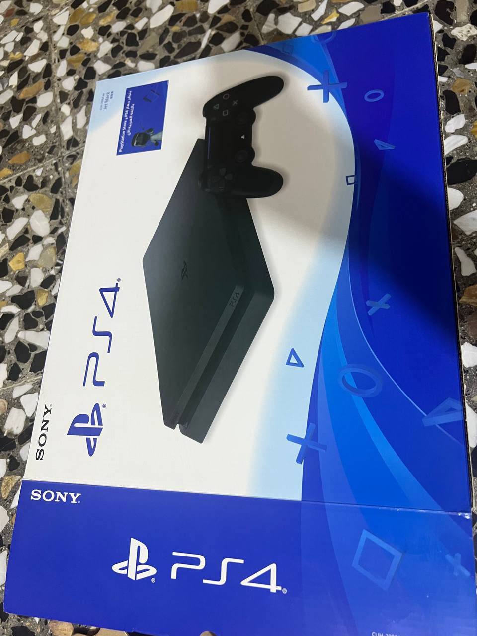 بلي 4 مهكر سلم 1 تيره نظام 12.2جوستك اصليه1معه USP وكامل ملحقاته  وشحن جوستك ونضيف ما مصلح والله السعر 400 وبي مجال  عنوان مدينه الصدر التواصل مع الرقم***********
