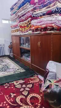 عندي كنتور 6 بوب نضيف حيل +بوفيه للبيع  نضيفات الاستفسار  وتواصل ع هاي...