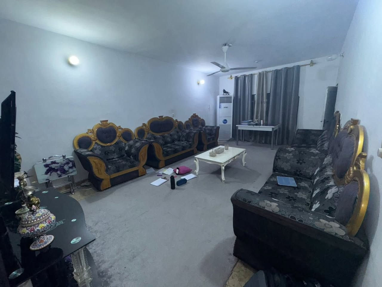 دار للبيع(حي رافدين ). مساحه ٦٦ واجهه  ٤،٤٠  نزال  ١٥ 

طابق اول يحتوي على طرمه واستقبال وغرفه و ترك خلفي 
طابق ثاني غرفه نوم كبيره وبالكون 

للاستفسار الاتصال 
 *********** واتساب
  ***********
