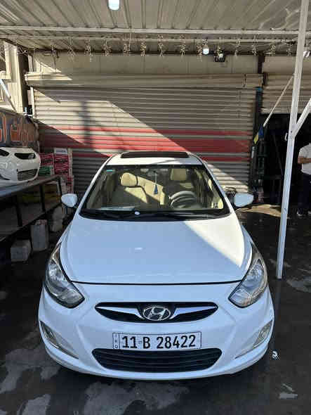 سلام عليكم 
اكسنت 2012للبيع 
رقم بغداد تحويل ثاني يوم 
سنوية جديده 
مكينه 1600 
شاشة اندرويد 
فتحه وتحكم استيرن 
سيارة ماشيه 150
مكانها بغداد العامريه 
مصور فديو وسونار شنو بيه السياره كلشي موضح 
***********
قفل مال بيع ٨٨
