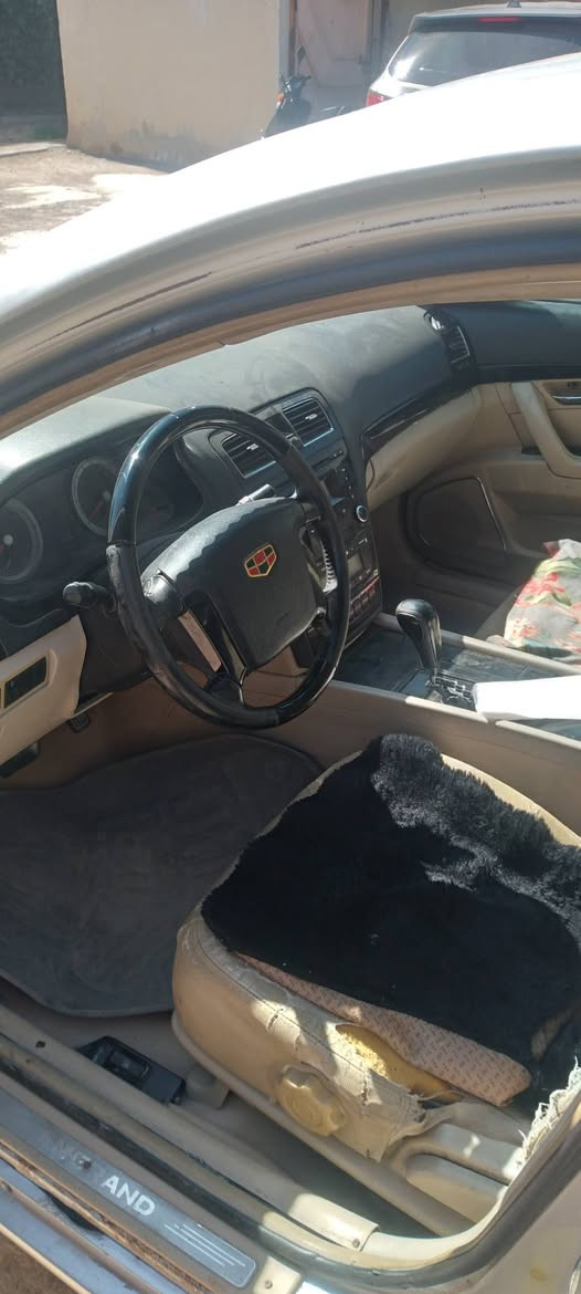 امكراند موديل ١٢ رقم بغداد كير ومحرك خير من الله حداديه نص عمر مكفوله من ضربه والكشر عوزه ترتيبات يعني شوف العين السعر ٤٣ مكاني واسط الكوت والشراي يجي خاص


**إذا كنت صاحب هذا الإعلان وتريد حذفه لأي سبب، رجاءا أرسل رسالة إلى الدعم الفني**