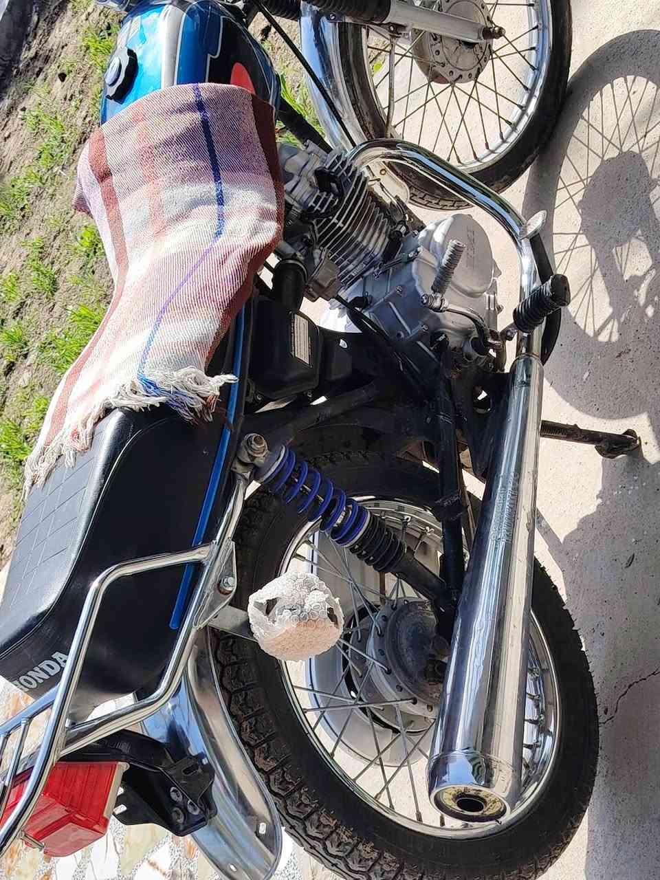 لبيع ابو مراوس حسب قناعه
نامه.


**إذا كنت صاحب هذا الإعلان وتريد حذفه لأي سبب، رجاءا أرسل رسالة إلى الدعم الفني**