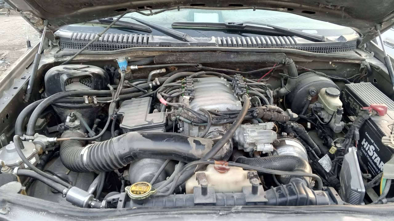 السلام عليكم فورد اكسبلورر للبيع موديل 2004 سيارة جديدة مكينة محور لكزز V8 ومحورة غاز يعني آنسة الصرف حدادية امامي خلفي جدد اكسل جديد تبريد ثلج 3 قطع راديتر  جديد سنوية لل29 مشروع وطني تحويل ثاني يوم رقم بصرة انكليزي سستم صوت كير تعليك سيارة ما ناقصهة شي سعر 78 وبيهة مجال للطيبين للاستفسار الاتصال على الرقم ***********
