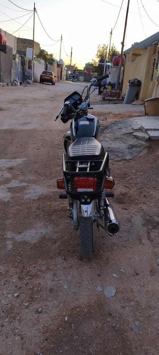 عندي دراجه نامه شلامجه تعمير كامله شاصي 16وتعمير 2023 اوراق اصولي يعني تترقم  فقط المكاتبه ضايعه تجي تاخذه من باب البيت مكفوله كفاله عامه السعر725وبيه مجال للشراي الرقم ‏‪0780 998 2459‬‏اتصل وميكون خاطرك اله طيب
