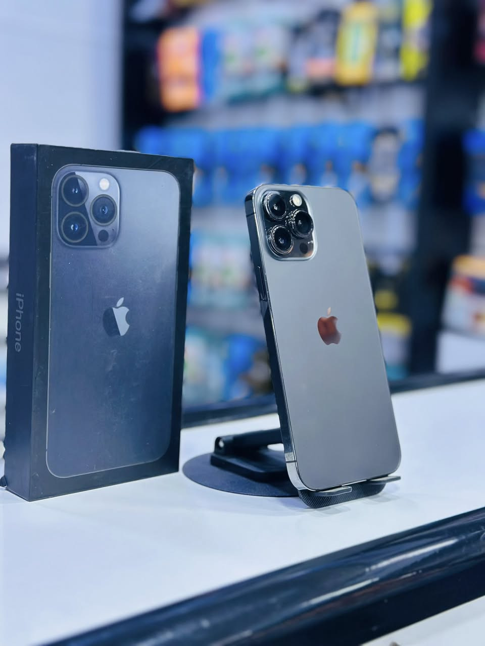 السلام عليكم متوفر:
♠️آيفون 13 Pro Max شرق اوسط (عربي) ذاكرة 256 بطارية 89 الجهاز مكفول وضمان✔️.

☑️***********☑️

☑️مركز سفن فون للهواتف النقالة☑️
