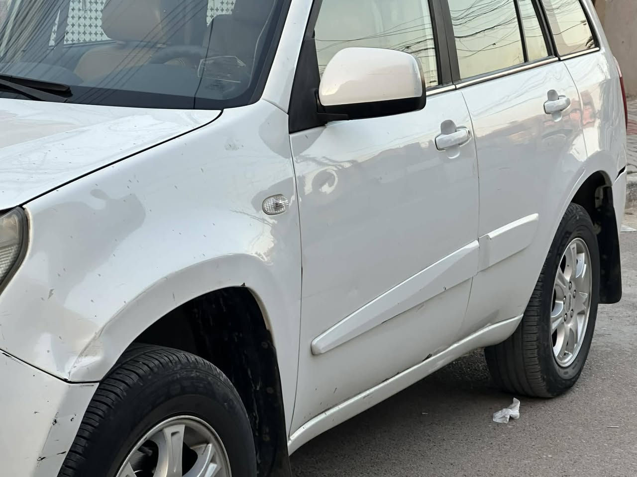 السلام عليكم
(شيري تيكو موديل 2012
 مكفولة السيارة من الضربة والصبغ 
السيارة خير من الله كير ومكينة وتخم تاير جديد وحدادية كلة جديد) السعر 66 وبيها مجال للاستفسار رقمي ***********
متواجد واتساب
