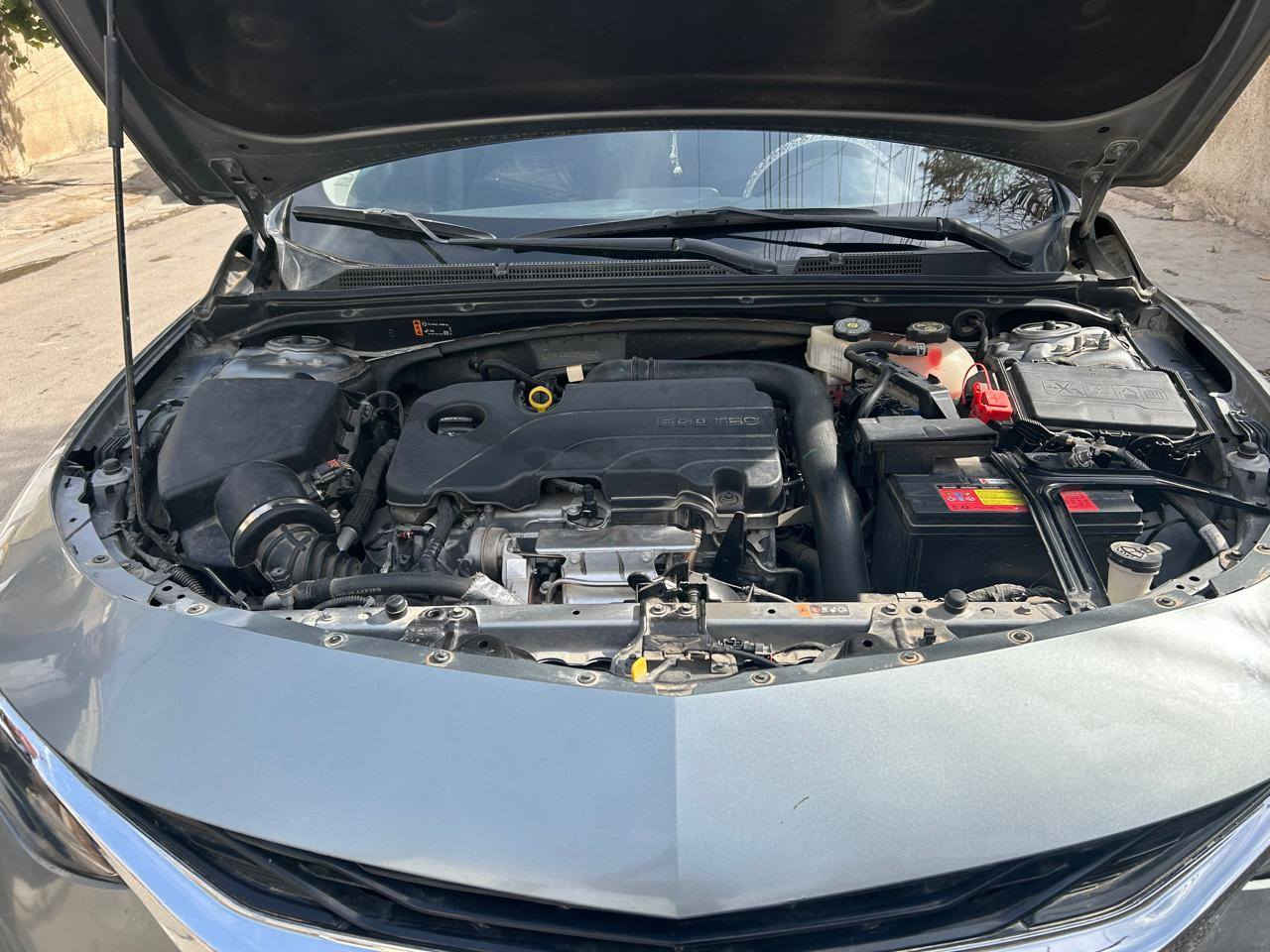 السلام عليكم سيارة ماليبو 2023 أمريكي كير مكينة خير من الله مكفولات تجي تاخذها الفيتر سونار جاهز وسيارة باسمي نفس اليوم تحويل ضررها ضربة باب صفح ومتروكة والتقرير موجود وجاهز مواصفات lt قطعتين تبريد ثلج ما حاجة نحجي بي مثبت سرعة وشاشة اندرويد اوتو ابل كار بلي ماشية 25 الف ميل فقط رايدها ب124 وبيها مجال شراي اتصل واني خادمك تدور غلب وتكسر لا تتصل
هذا رقمي  *********** سكني الاعلام
