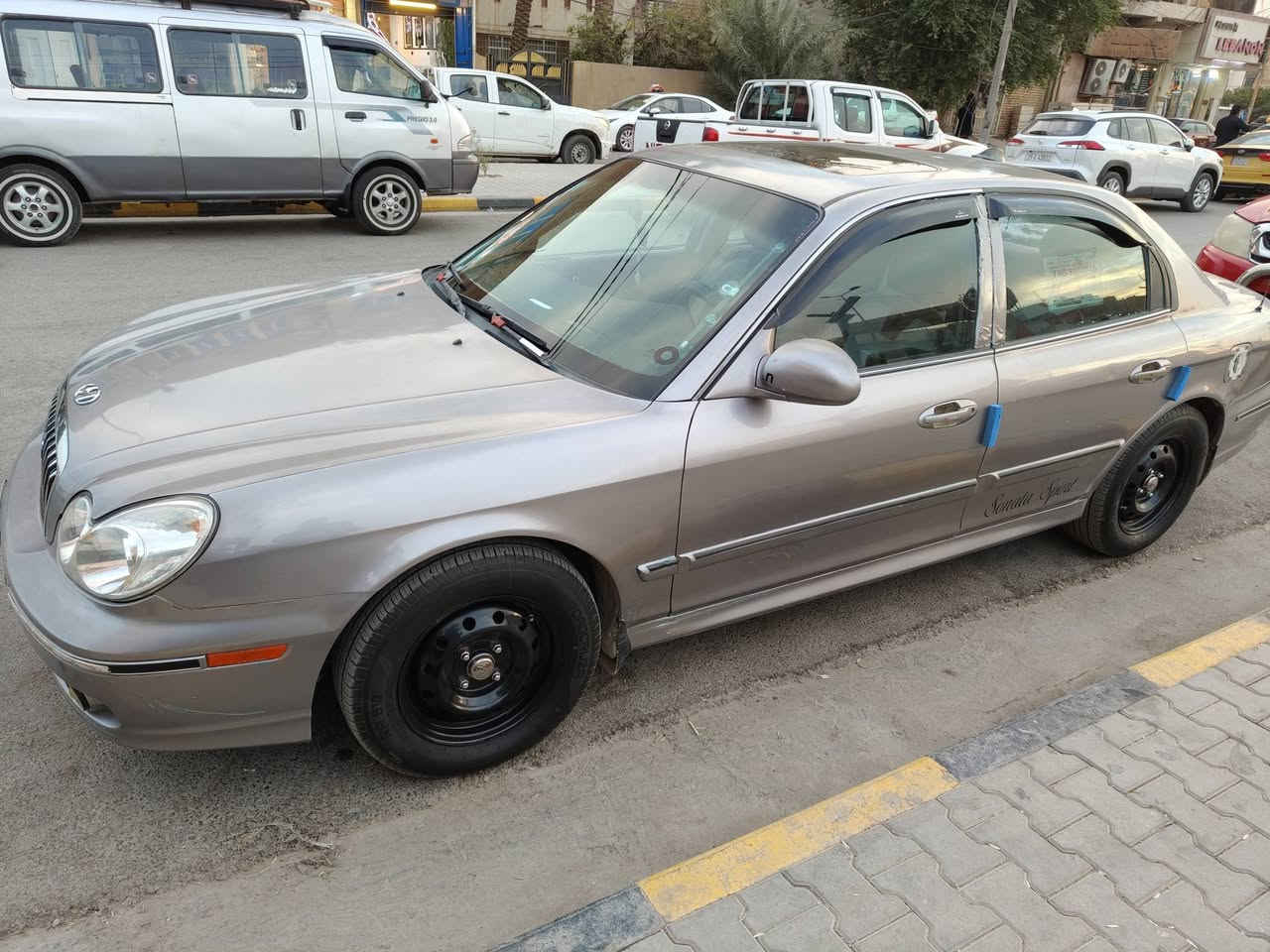 سوناتا وفود وارد امريكي سياره جديد جاهزة مابيها نقص مكينه 6 سلندر 2700 تخم تاير صدر جديد تبريد تدفئه كله شغال ضربتهه جاملغ الايمن باتري جديد فتحه وتحكم موديل 2005 السعر راسلني خاص


**إذا كنت صاحب هذا الإعلان وتريد حذفه لأي سبب، رجاءا أرسل رسالة إلى الدعم الفني**