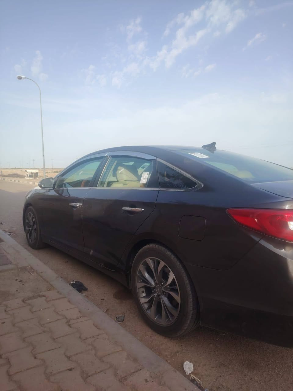 سوناتا 15كامل المواصفات رقم ذ ي قار سعر107وبيها مجال الاتصال ع هذا رقم***********
