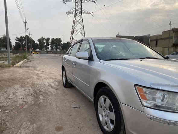 السلام عليكم 
4 سلندر محرك 2400 
حادثها چاملغ يسره 
وحادثها بالعراق باب الصدر مبدل 
السياره حلوه تبريد ثلج تخم تاير جاهزه السياره 
مكان السياره الدوره بيع مستعجل
السعر 94 ورقه وبيها مجال قليل
***********
