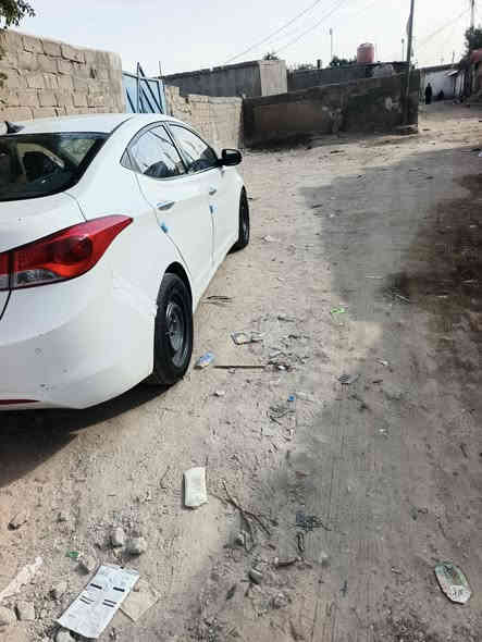 سلام عليكم لنتره 14 نضيفه سياره بيها كصه صندوق لبيع بيها رقم وسنويه سعر ٦٠تصال ***********
